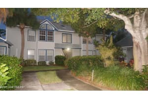 4796 Lake Waterford Way W, Melbourne, FL 32901, Sold 11/05/21