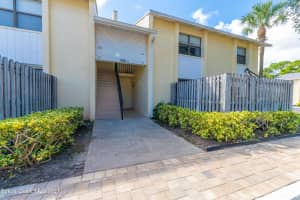 596 N Wickham Rd, Melbourne, FL 32935, Sold 11/24/21