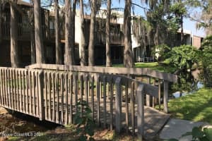 5327 Indian Creek Dr, Orlando, FL 32811, Sold 12/16/21