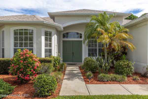 707 Autumn Glen Dr, Melbourne, FL 32940, Sold 11/23/21