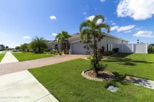 5115 Hebron Dr, Merritt Island, FL 32953, Sold 12/10/21