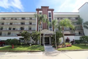 3613 S Banana River Blvd, Cocoa Beach, FL 32931, Sold 12/29/21