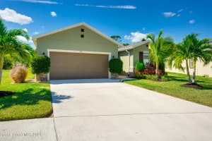 160 Port Royal Ct, Sebastian, FL 32958, Sold 12/09/21