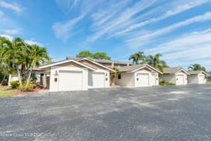 121 Kristi Dr, Satellite Beach, FL 32937, Sold 11/30/21