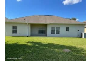 193 Wading Bird Cir SW, Palm Bay, FL 32908, Sold 12/10/21