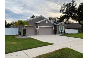 1330 Lake Baton Dr, Deltona, FL 32725, Sold 12/01/21