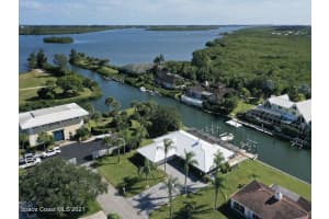3525 Martha's Ln, Vero Beach, FL 32967, Sold 12/15/21