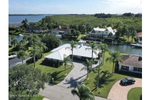3525 Martha's Ln, Vero Beach, FL 32967, Sold 12/15/21