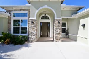3859 Gardenwood Cir, Grant-Valkaria, FL 32949, Sold 12/13/21
