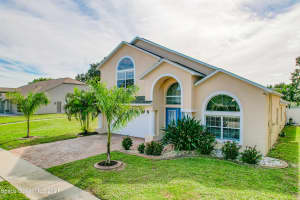 671 Sunset Lakes Dr, Merritt Island, FL 32953, Sold 12/27/21