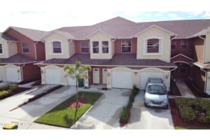 1055 Venetian Dr, West Melbourne, FL 32904, Sold 01/27/22