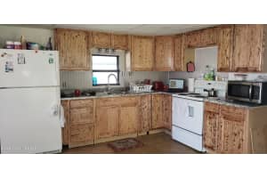 18 Emerald St, Melbourne, FL 32904, Sold 01/31/22