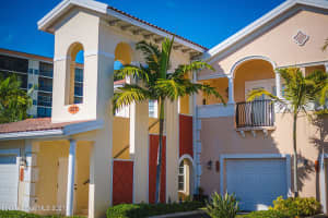 129 Lancha Cir, Indian Harbour Beach, FL 32937, Sold 12/17/21