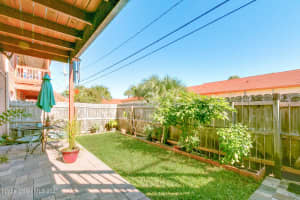 145 E Colonial Ct, Melbourne, FL 32937, Sold 02/01/22