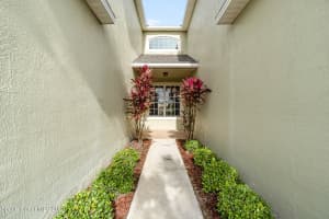 120 White Ibis Ln, Indialantic, FL 32903, Sold 01/31/22