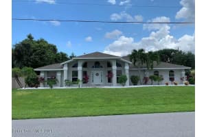 215 Beverly Ct, Melbourne Beach, FL 32951, Sold 03/02/22