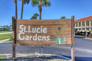 201 St Lucie Ln, Cocoa Beach, FL 32931, Sold 01/18/22
