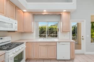 684 Sheridan Woods Dr, Melbourne, FL 32904, Sold 02/03/22