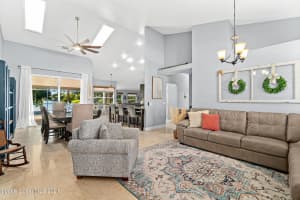 621 Sunset Lakes Dr, Merritt Island, FL 32953, Sold 01/20/22