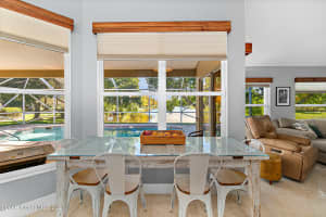 621 Sunset Lakes Dr, Merritt Island, FL 32953, Sold 01/20/22