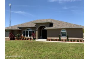 8544 Horseshoe Ave, Palm Bay, FL 32909, Sold 06/25/21
