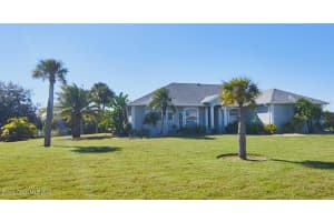 937 Hialeah St, Rockledge, FL 32955, Sold 04/12/22