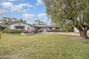 1037 Fairlawn Dr, Rockledge, FL 32955, Sold 03/21/22