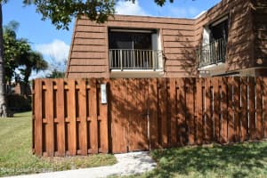 2818 Kaileen Cir NE, Palm Bay, FL 32905, Sold 03/28/22