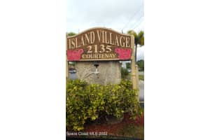 2135 N Courtenay Pkwy, Merritt Island, FL 32953, Sold 04/29/22