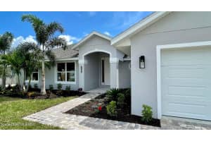 1005 Captiva Is Cir, Palm Bay, FL 32908, Sold 09/16/22
