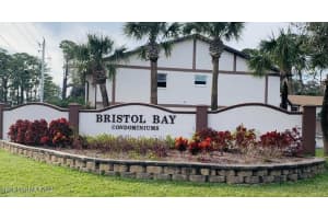 404 Banana Cay Dr, South Daytona, FL 32119, Sold 04/22/22