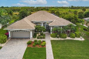 1597 Auburn Lakes Dr, Rockledge, FL 32955, Sold 04/28/22