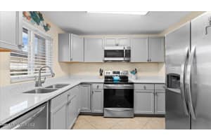 201 St Lucie Ln, Cocoa Beach, FL 32931, Sold 04/05/22