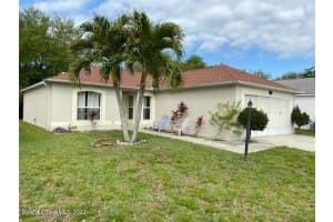 1516 Vista Lake Cir, Melbourne, FL 32904, Sold 04/19/22