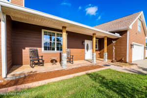 715 38th Ct, Vero Beach, FL 32968, Sold 04/29/22