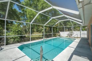 5546 Oak Hollow Dr, Titusville, FL 32780, Sold 05/27/22