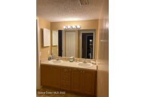 1715 Vista Oaks Cir NE, Palm Bay, FL 32905, Sold 04/29/22