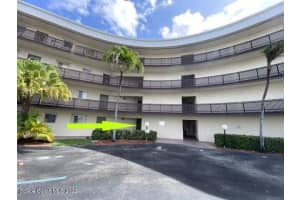 300 Waterway Drive S, 105, Lantana, FL 33462, Lantana, FL 33462 Sold 11/01/22