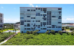 830 N Atlantic Ave, Cocoa Beach, FL 32931, Sold 06/27/22