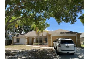 4260 Silver Lake Dr, Melbourne, FL 32901, Sold 06/30/22