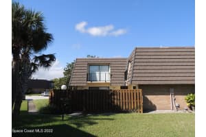 2917 Vista Oaks Cir NE, Palm Bay, FL 32905, Sold 04/29/22