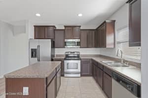593 Hollow Glen Dr, Titusville, FL 32780, Sold 06/06/22