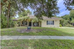 240 Lake Shore Dr, Merritt Island, FL 32953, Sold 07/28/22