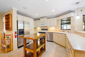 1050 Citrus Ave NE, Palm Bay, FL 32905, Sold 08/18/22