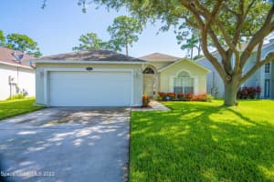 219 Macon Dr, Titusville, FL 32780, Sold 10/07/22