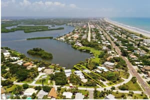 45 W Bay Dr, Cocoa Beach, FL 32931, Sold 08/25/22