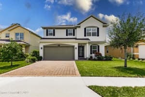 375 Newcastle Ct, Titusville, FL 32780, Sold 10/14/22