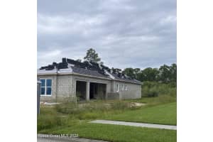 4145 Domain Court, Melbourne, FL 32934 Sold 11/17/23