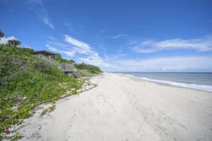 51 N Caserea Court, Vero Beach, FL 32963, Vero Beach, FL 32963 Sold 10/14/22