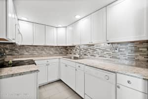 4800 Ocean Beach Boulevard, 125, Cocoa Beach, FL 32931, Cocoa Beach, FL 32931 Sold 02/21/23